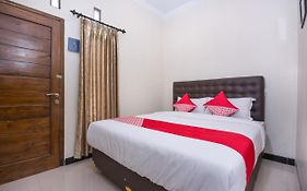 Al Abror Homestay Mandala Krida Mitra Reddoorz